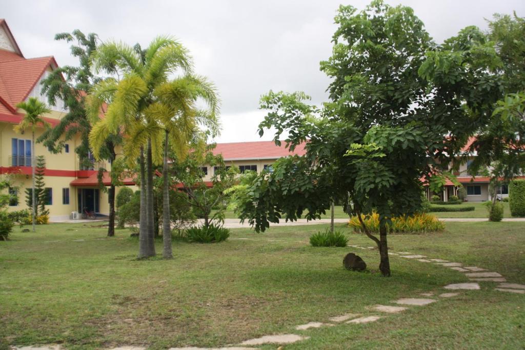 Don Bosco Hotel School Sihanoukville Exteriör bild